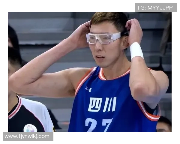 周琦的篮球之路：从青涩少年到国际赛场的明星之旅