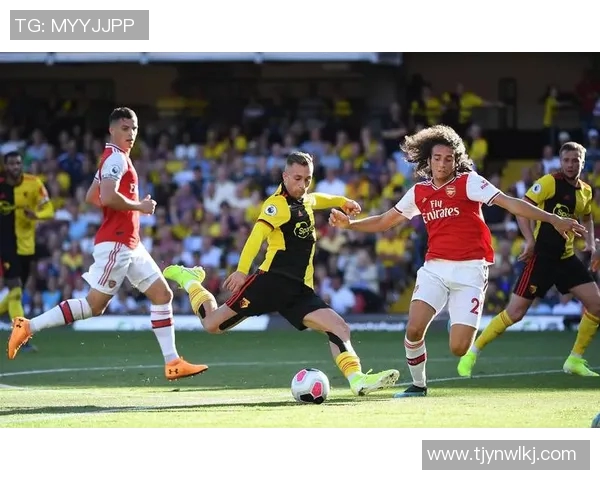 布雷战沃特福德联激战在即球迷期待精彩对决与精彩进球 布雷战沃特福德联激战在即球迷期待精彩对决与精彩进球