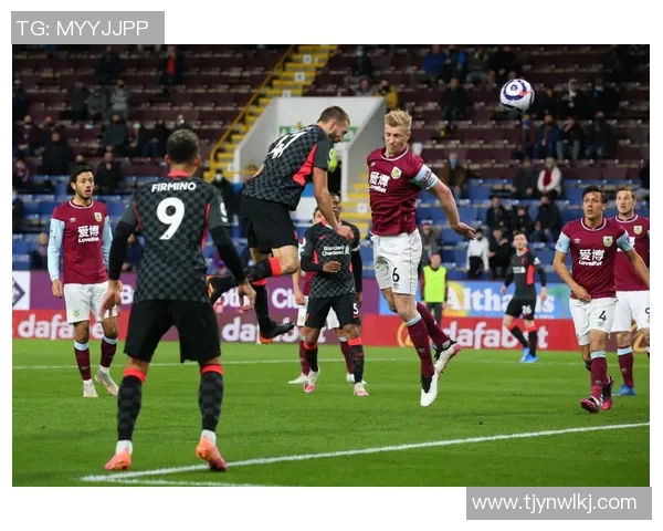 拉文斯堡与弗赖堡激战正酣谁能在这场对决中笑到最后 拉文斯堡与弗赖堡激战正酣谁能在这场对决中笑到最后